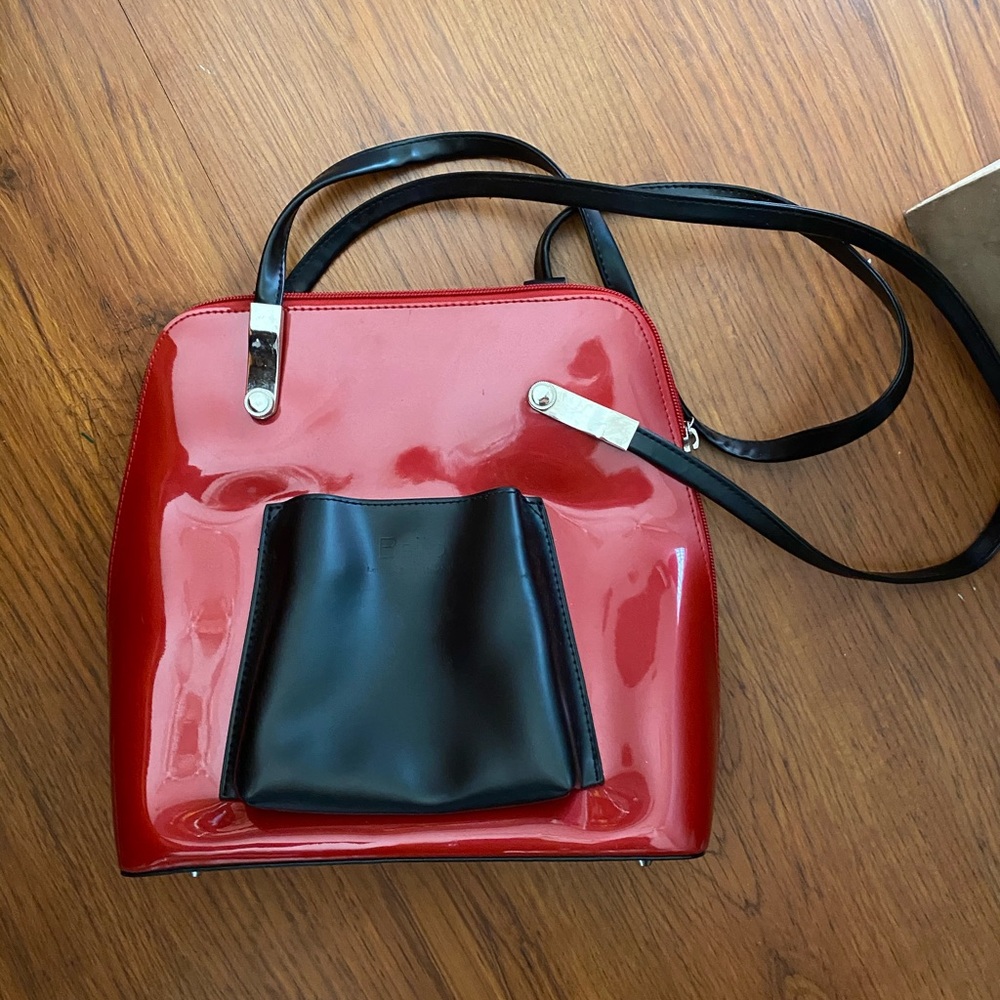 Black and Red Beijo Purse